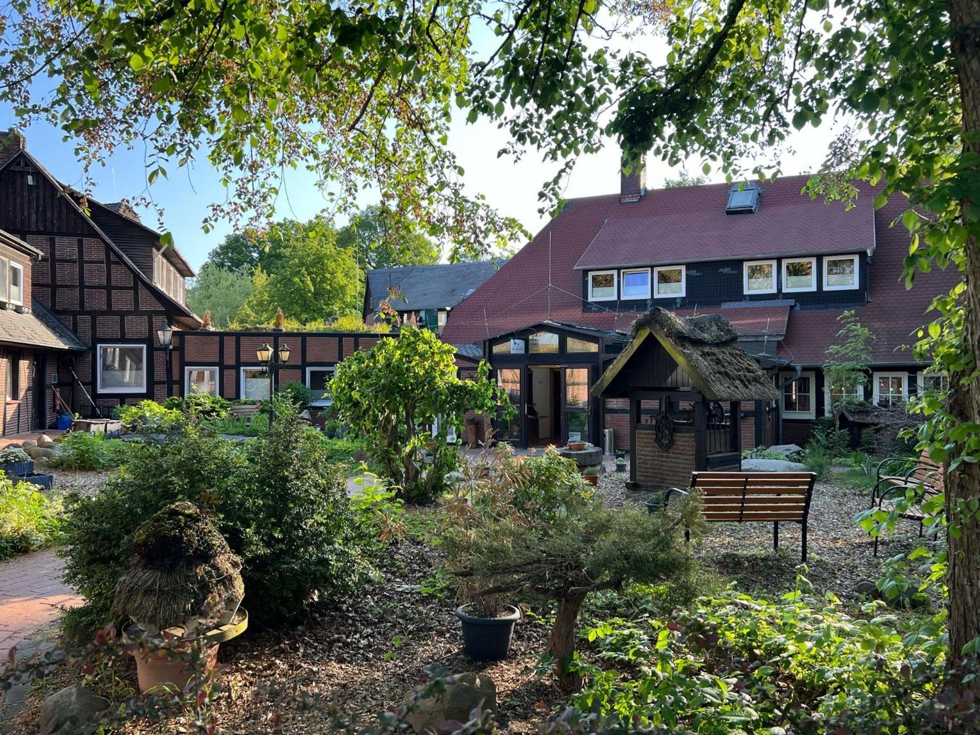 Ihr Ferien Hotel Brunnenhof Suhlendorf Extérieur photo